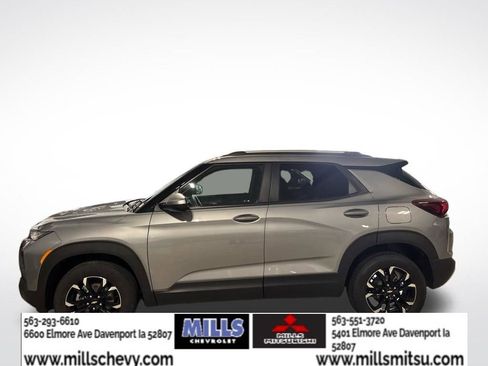 Used 2023 Chevrolet TrailBlazer LT w/ Convenience Package AWD/4WD image 8