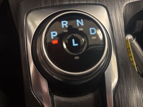 Used 2024 Ford Escape Active image 17