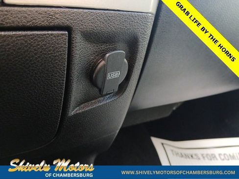 Used 2020 RAM 1500 Classic SLT image 23