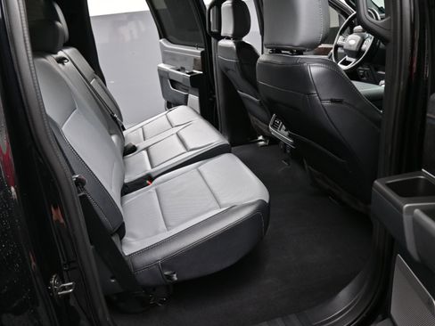 Used 2023 Ford F150 Lightning Lariat image 18