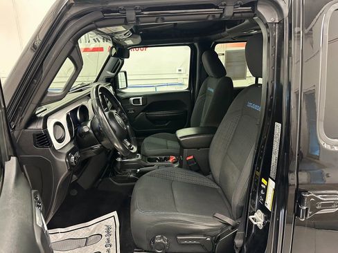 Certified 2021 Jeep Wrangler Unlimited Islander image 19