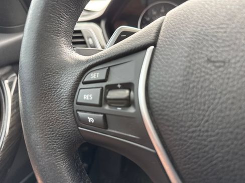 Used 2017 BMW 330i xDrive Sedan AWD/4WD image 15