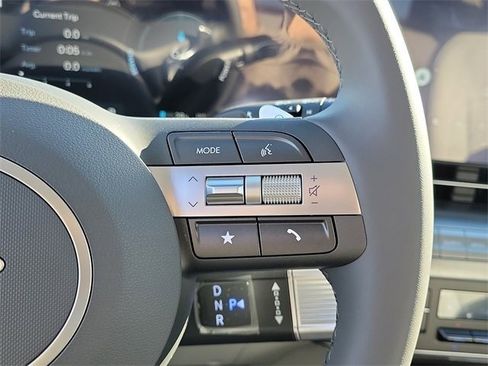 New 2025 Hyundai Kona SEL image 5