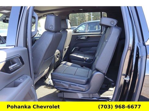 New 2026 Chevrolet Suburban High Country image 27