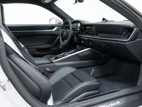 Used 2025 Porsche 911 Turbo S AWD/4WD image 29