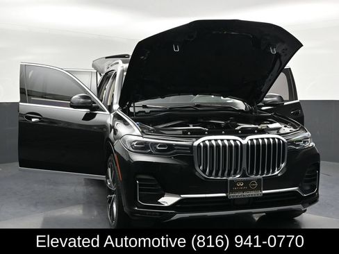Used 2021 BMW X7 xDrive40i w/ Premium Package 2 AWD/4WD image 39