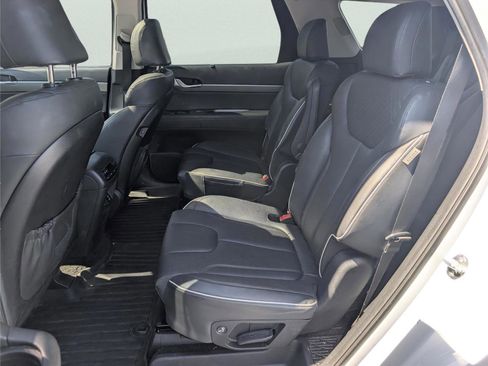 Used 2024 Hyundai Palisade SEL w/ Premium Package image 31