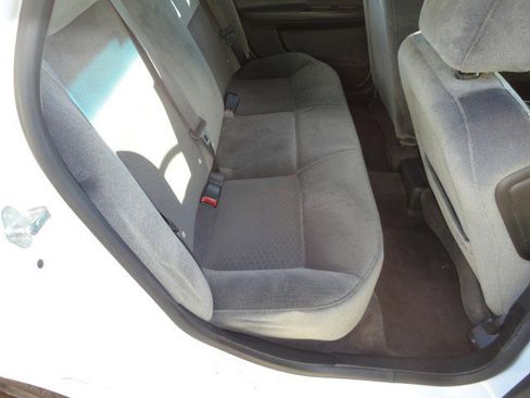 Used 2014 Chevrolet Impala LT image 14