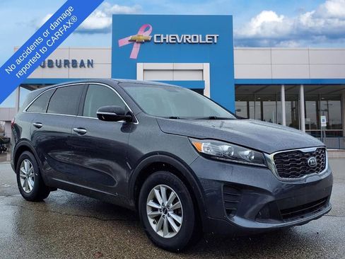 Used 2019 Kia Sorento LX image 3