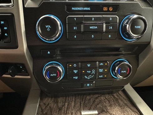 Used 2017 Ford F350 Lariat w/ FX4 Off-Road Package image 70