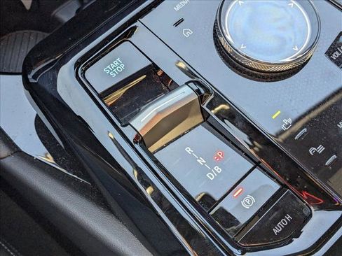 Used 2024 BMW i5 M60 w/ Premium Package image 15