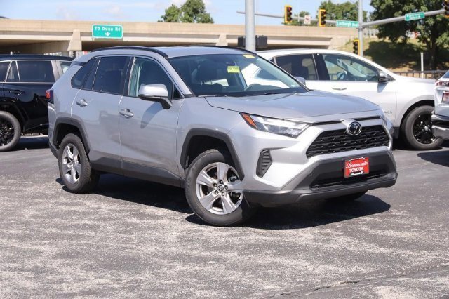 Used 2025 Toyota RAV4 XLE w/ Weather Package AWD/4WD image 2