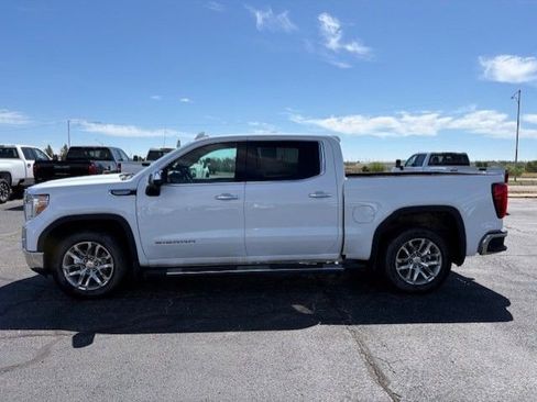 Used 2021 GMC Sierra 1500 SLT RWD image 2
