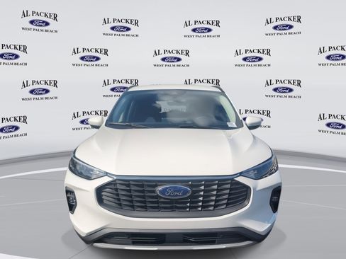 New 2026 Ford Escape SE image 8