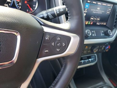 Used 2022 GMC Acadia SLT w/ Elevation Edition image 27