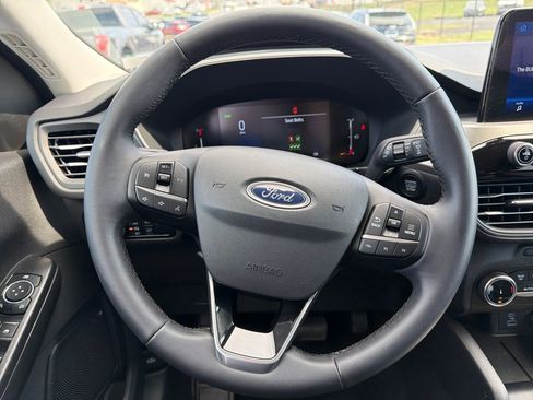 Used 2023 Ford Escape Active image 16