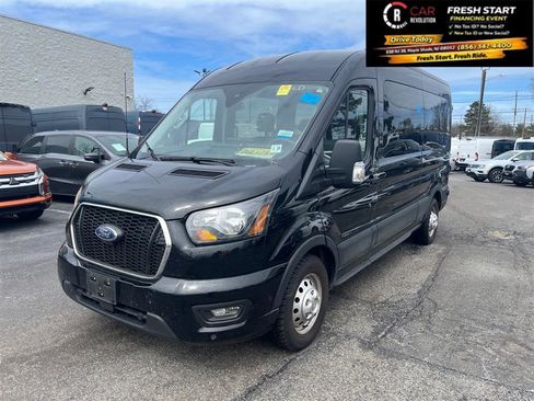 Used 2024 Ford Transit 350 XLT image 4