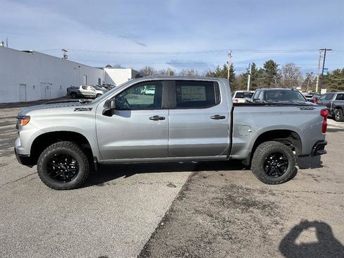 New 2026 Chevrolet Silverado 1500 Custom Trail Boss w/ Dark Appearance Package image 2