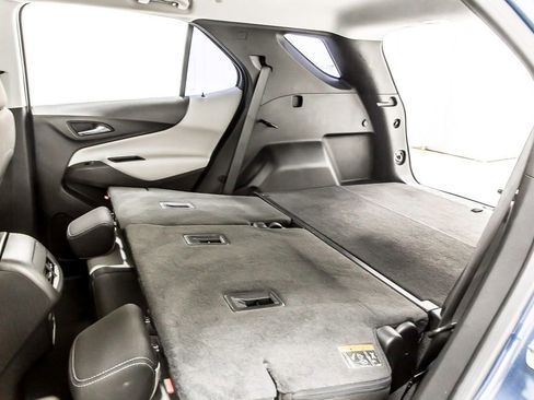 Used 2024 Chevrolet Equinox LS image 36