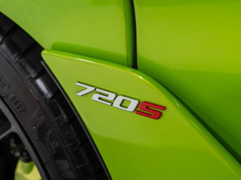 Used 2021 McLaren 720S Performance RWD image 36