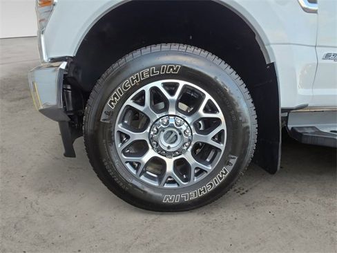 Certified 2022 Ford F350 Lariat w/ Lariat Ultimate Package image 14