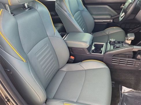 Used 2024 Toyota Tacoma Trailhunter image 18