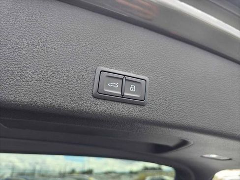 Used 2023 Audi e-tron Chronos w/ Chronos Package AWD/4WD image 19