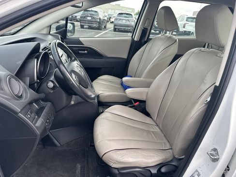 Used 2014 MAZDA MAZDA5 Grand Touring FWD image 17
