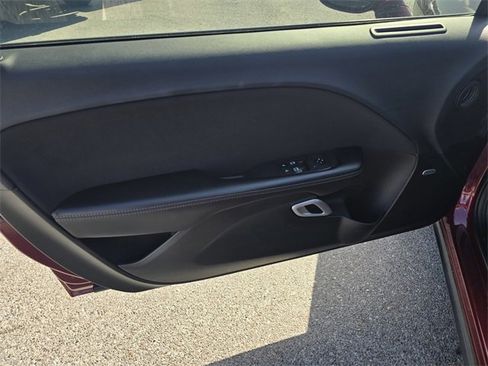 Used 2021 Dodge Challenger R/T Scat Pack w/ Scat Pack Stripe image 16