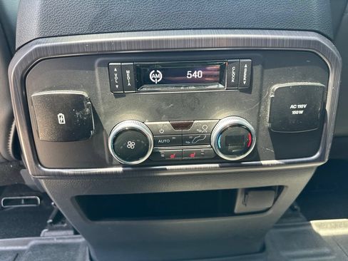 Used 2022 Ford Expedition Platinum AWD/4WD image 24