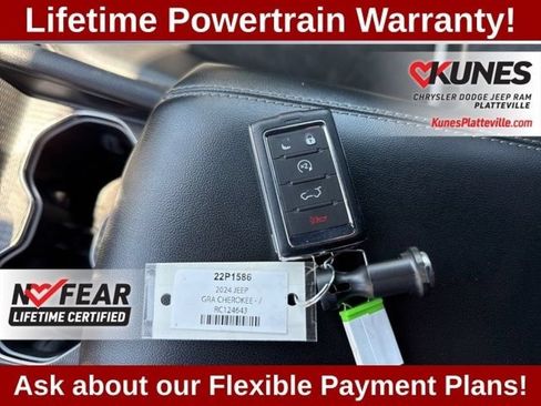 Used 2024 Jeep Grand Cherokee Altitude AWD/4WD image 35