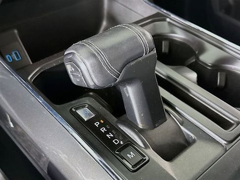 Certified 2022 Ford F150 XLT w/ Equipment Group 302A High image 16