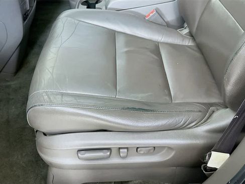 Used 2013 Honda Odyssey Touring image 31