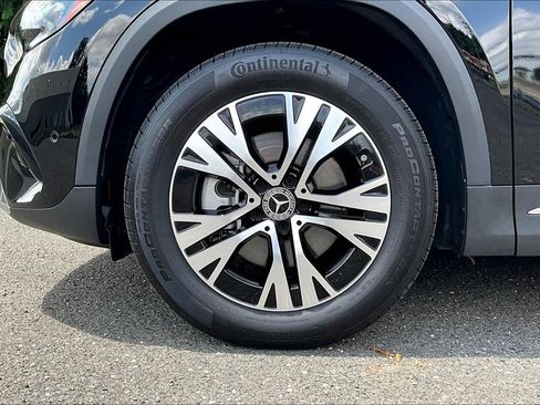 Used 2025 Mercedes-Benz GLA 250 4MATIC image 8
