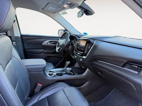 Used 2020 Chevrolet Traverse LT w/ Driver Confidence II Package image 15