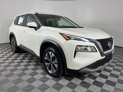 Used 2023 Nissan Rogue SV AWD/4WD image 3