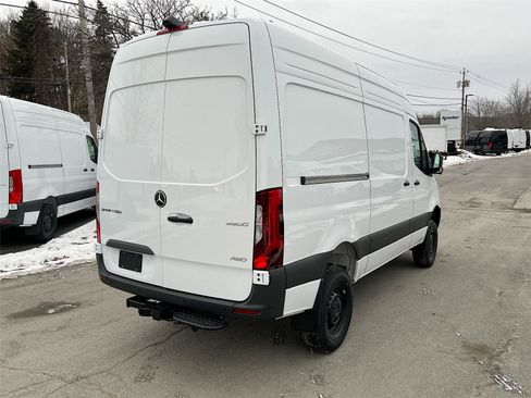 New 2026 Mercedes-Benz Sprinter 2500 image 6