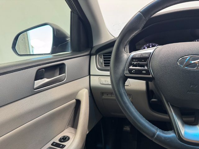Used 2018 Hyundai Sonata SEL FWD image 24