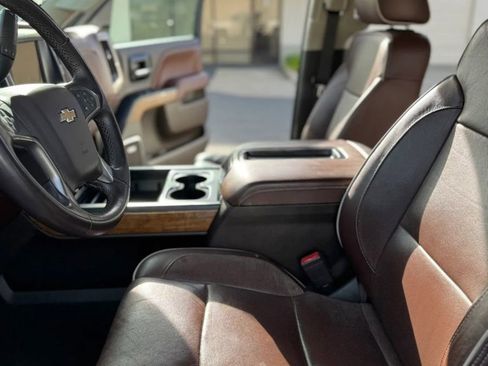 Used 2014 Chevrolet Silverado 1500 High Country image 22