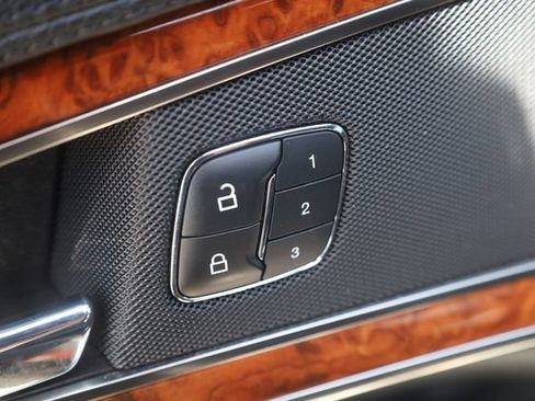 Used 2019 Lincoln Nautilus Reserve AWD/4WD image 15