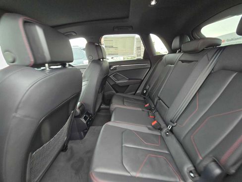 New 2025 Audi Q3 2.0T Premium Plus image 16