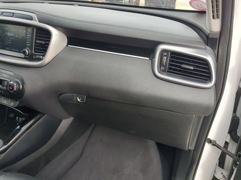 Used 2019 Kia Sorento SX w/ SX Touring Package image 31