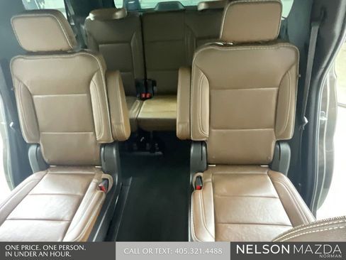 Used 2021 Chevrolet Tahoe High Country w/ Premium Package AWD/4WD image 27