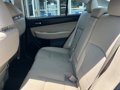 Used 2015 Subaru Legacy 2.5i Limited AWD/4WD image 8