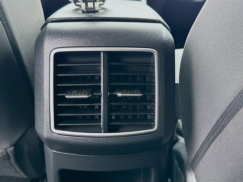 Used 2023 Kia Sportage LX image 16