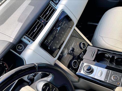 Certified 2022 Land Rover Range Rover Westminster Edition AWD/4WD image 32