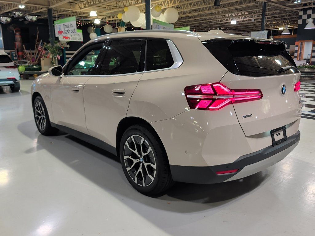 Certified 2025 BMW X3 xDrive30i w/ Premium Package AWD/4WD image 14