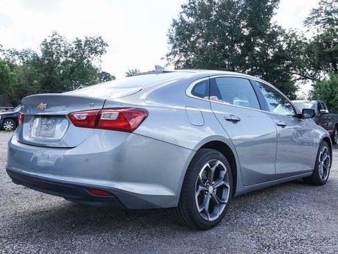 Used 2024 Chevrolet Malibu LT image 4