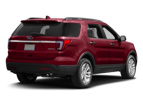 Certified 2017 Ford Explorer 4WD image 2