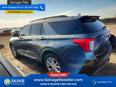 Used 2020 Ford Explorer XLT w/ Equipment Group 202A AWD/4WD image 3